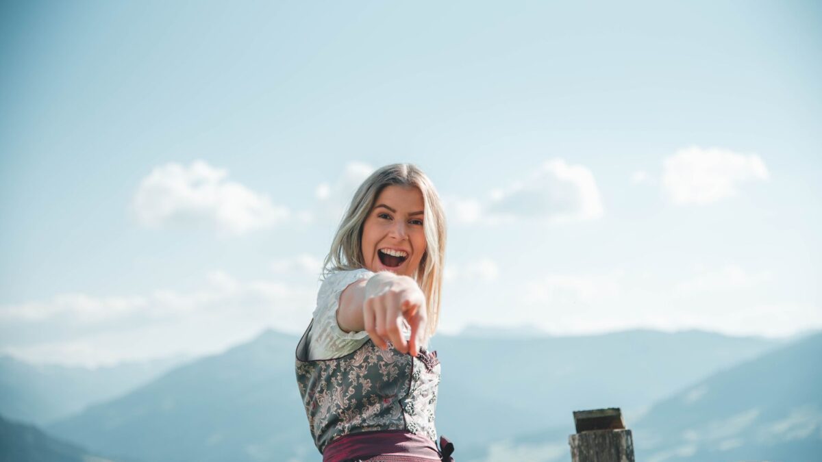Dirndl-BH: das perfekte Dekolleté für die Tracht 2026