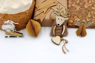 keinachtsbaum - Rustic eco-friendly Christmas decorations and gifts featuring wood and paper element